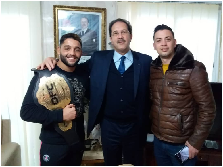 Le Président du COA reçoit le champion du Monde MMA