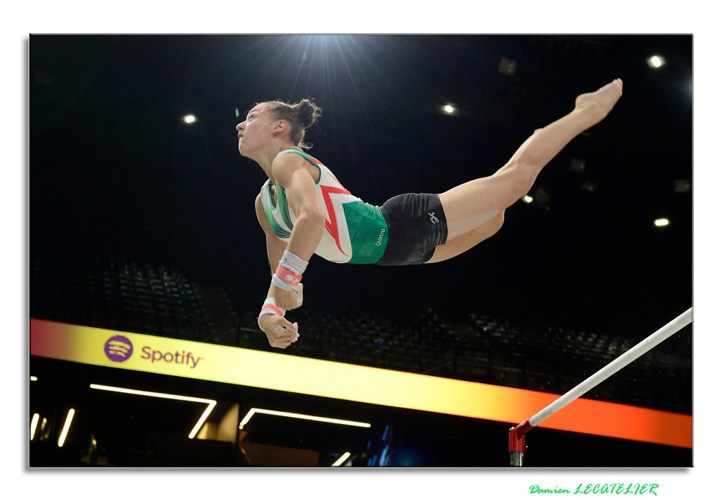 Gymnastique / Nouveaux Internationaux de France : Deux médailles pour  Kaylia Nemour