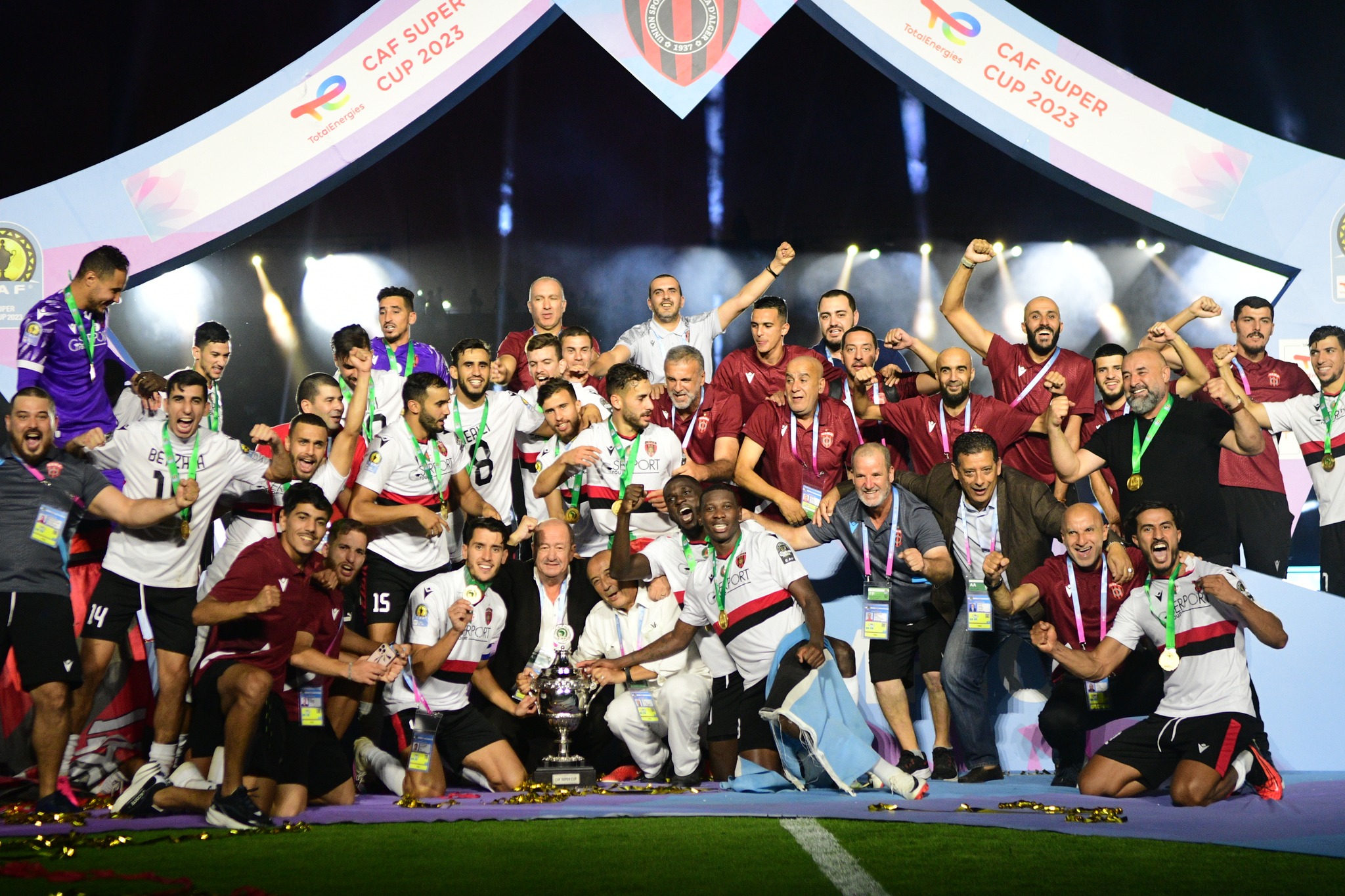 Super Coupe de la CAF: l’USMA bat Al-Ahly et décroche un 2e trophée continental